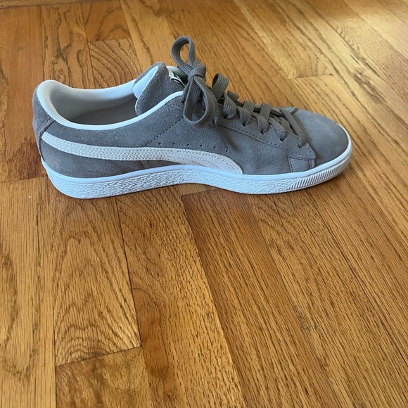 New in Box Puma Suede Classic XXI steel gray size 10 womens (size 8 mens) - Picture 5 of 12